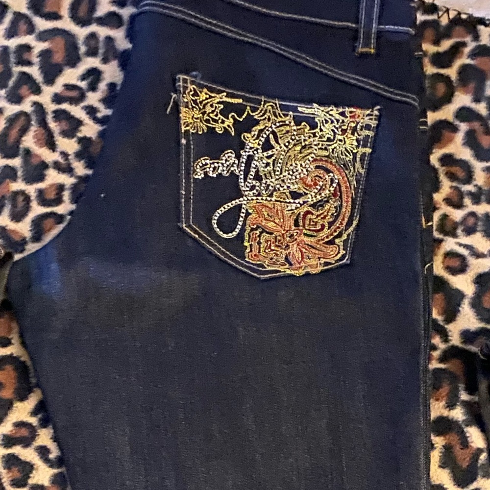 Women’s jeans